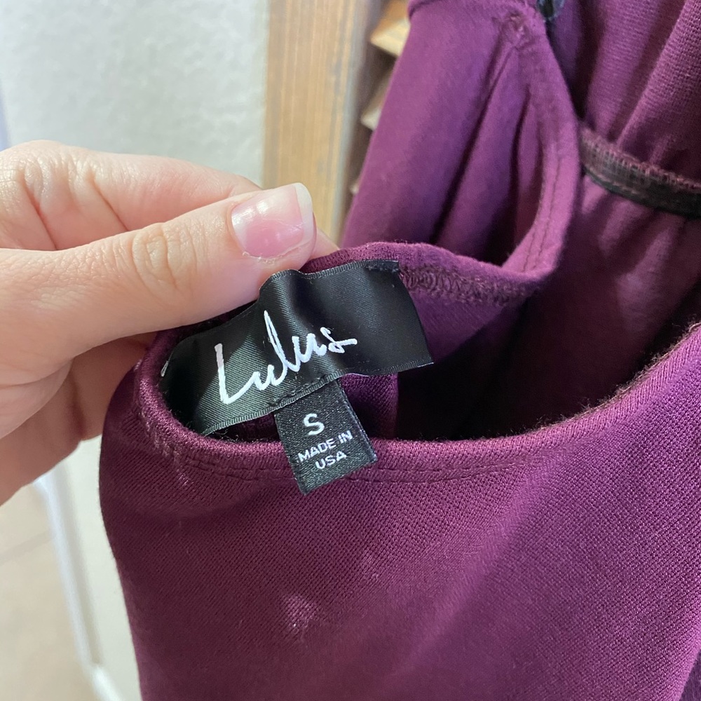Lulus - Picture 3 of 3